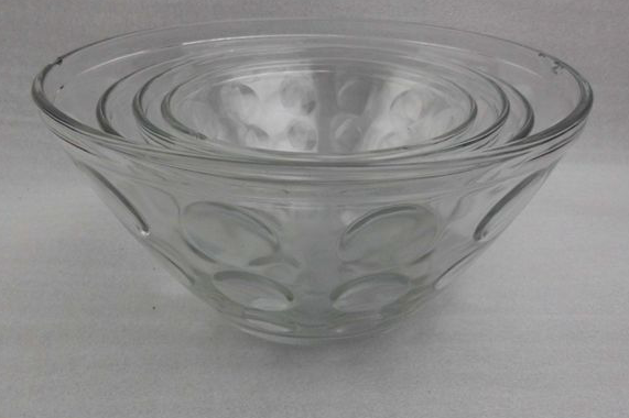 Glass bowl